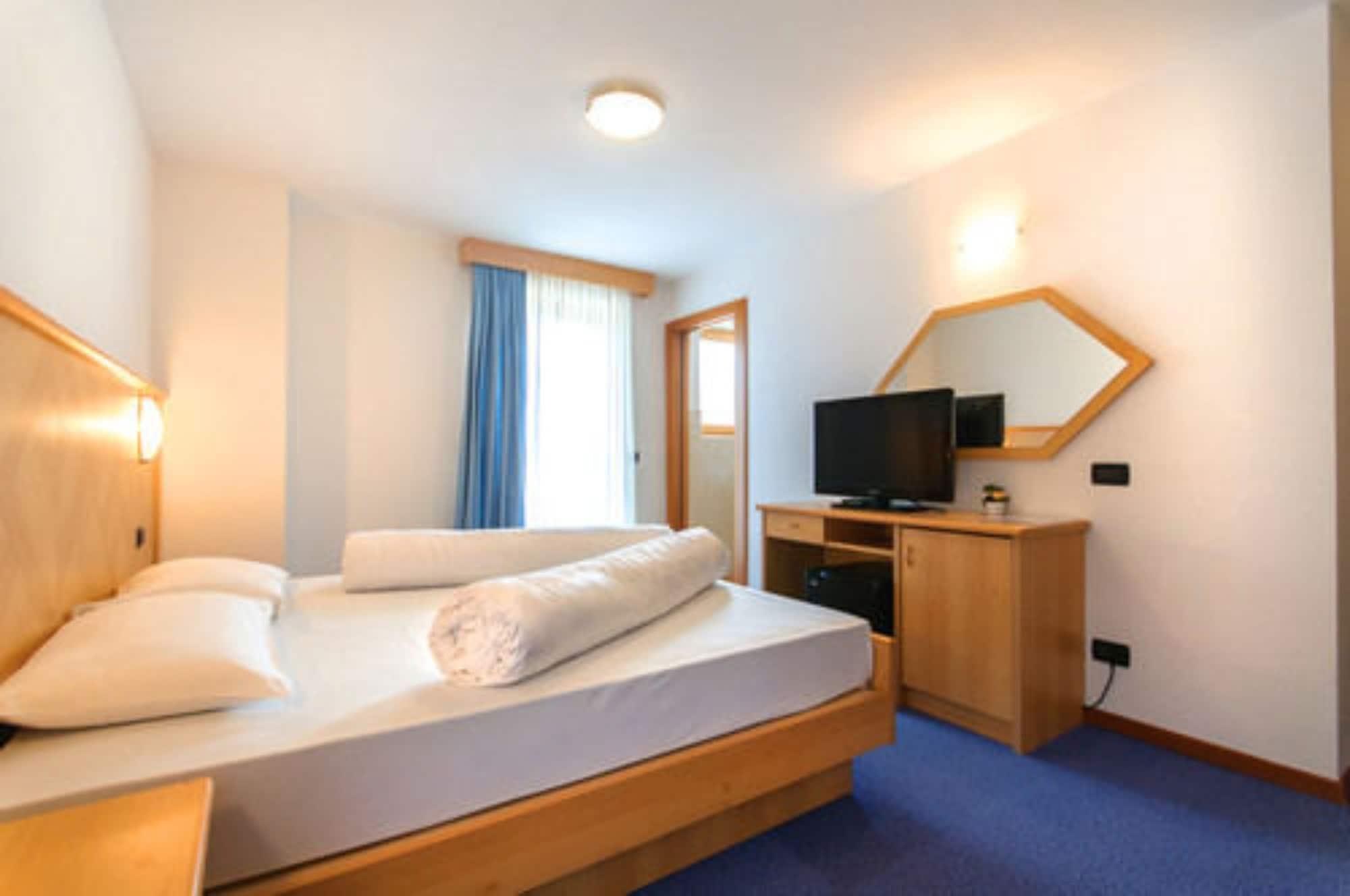 Hotel Bellamonte เปรดัซโซ ภายนอก รูปภาพ