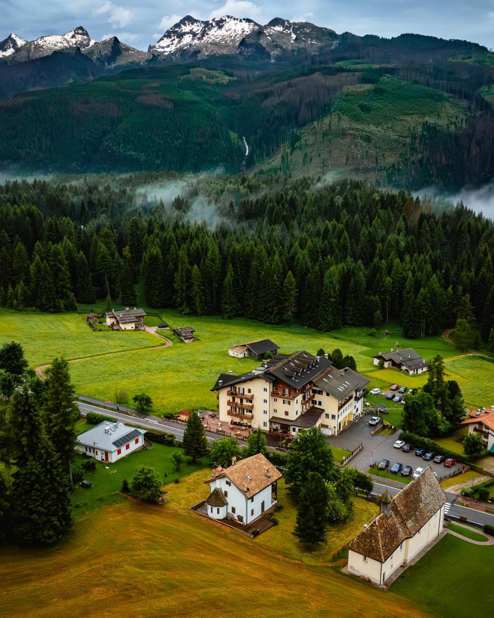 Hotel Bellamonte เปรดัซโซ ภายนอก รูปภาพ